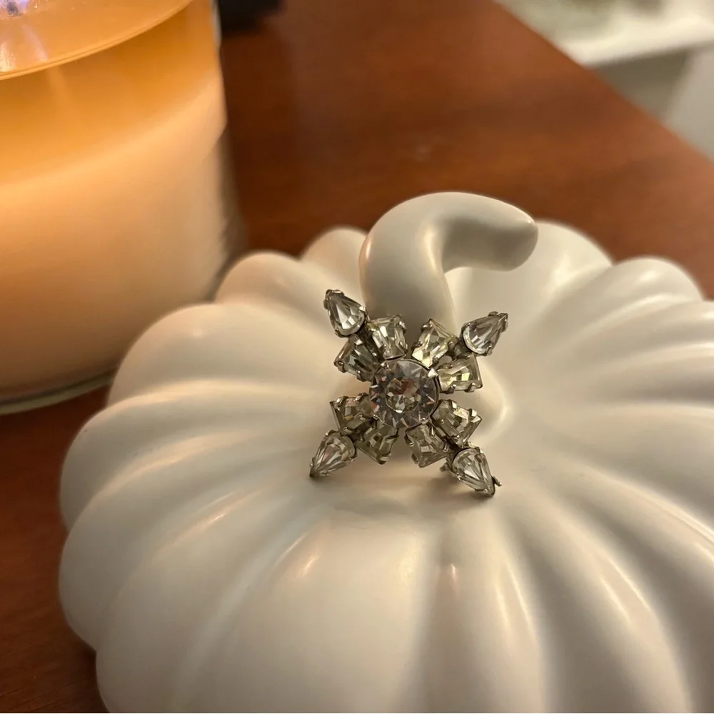 ✨ Vintage 1950s Rhinestone Starburst Brooch ❤️ - Picture 8 of 14
